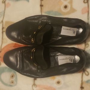 Moreschi - Made in Italy. Gently used but itn excellent condition. Black.